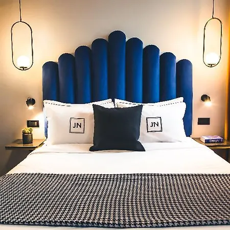 Jn Boutique 4*