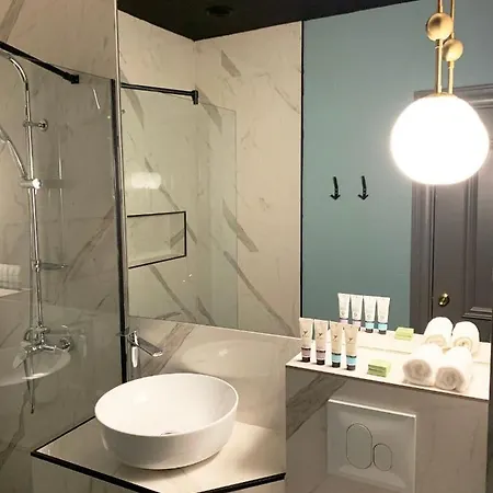 Jn Boutique 4* Boekarest