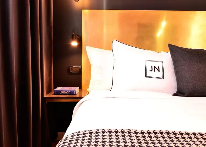 Jn Boutique 4*