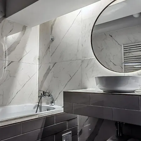 Jn Boutique 4* Bucharest