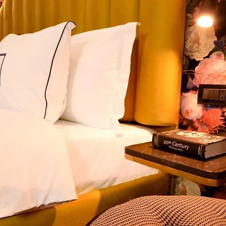 Jn Boutique House