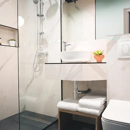 Jn Boutique 4* Bucharest
