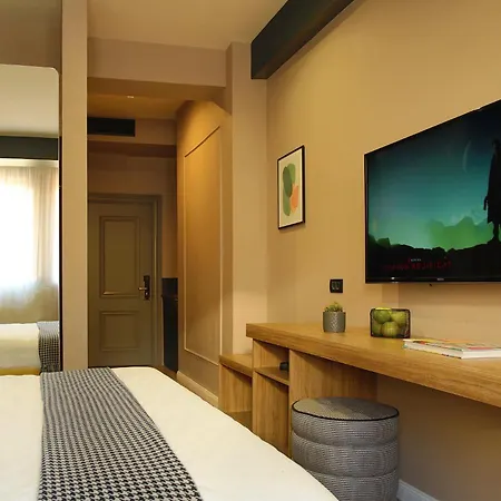 Jn Boutique 4*