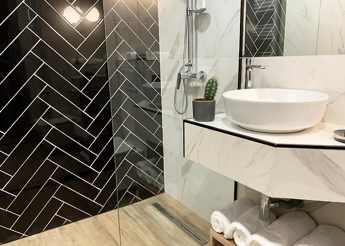 Отель Jn Boutique 4*