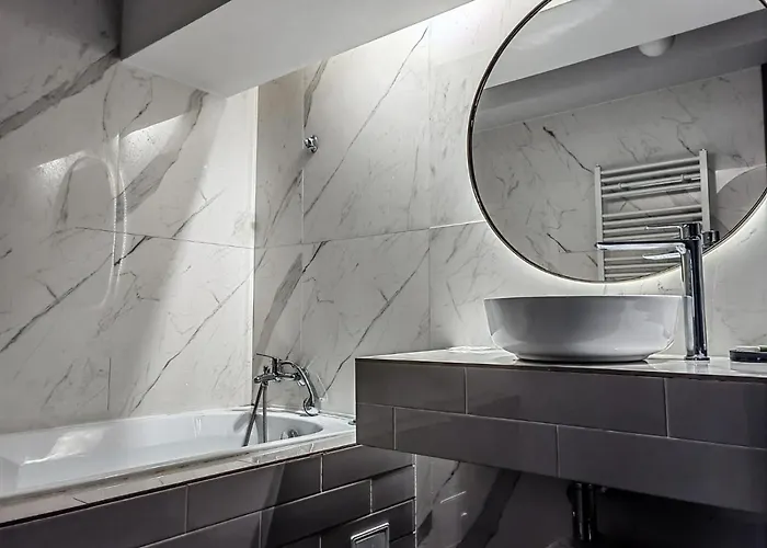 Jn Boutique 4* Бухарест