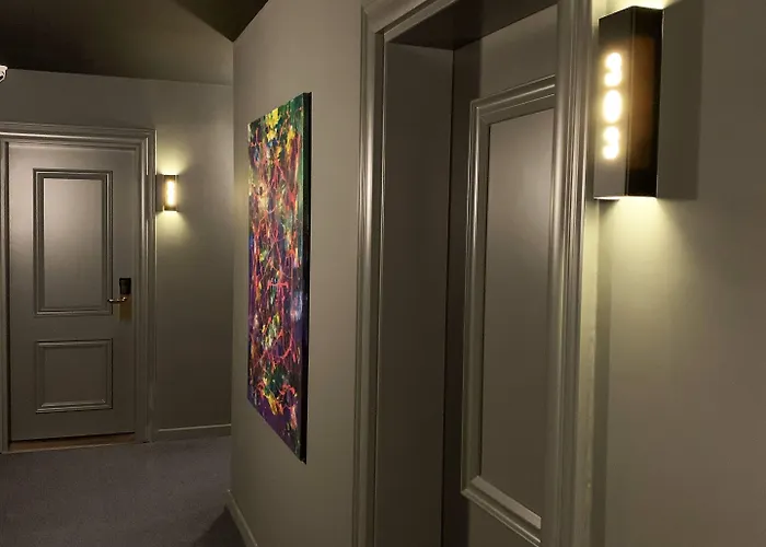 Отель Jn Boutique 4*