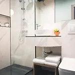 Jn Boutique 4* Βουκουρέστι