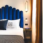 Ξενοδοχείο Jn Boutique 4*