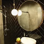 Jn Boutique Βουκουρέστι