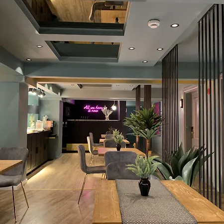 Jn Boutique Hotel